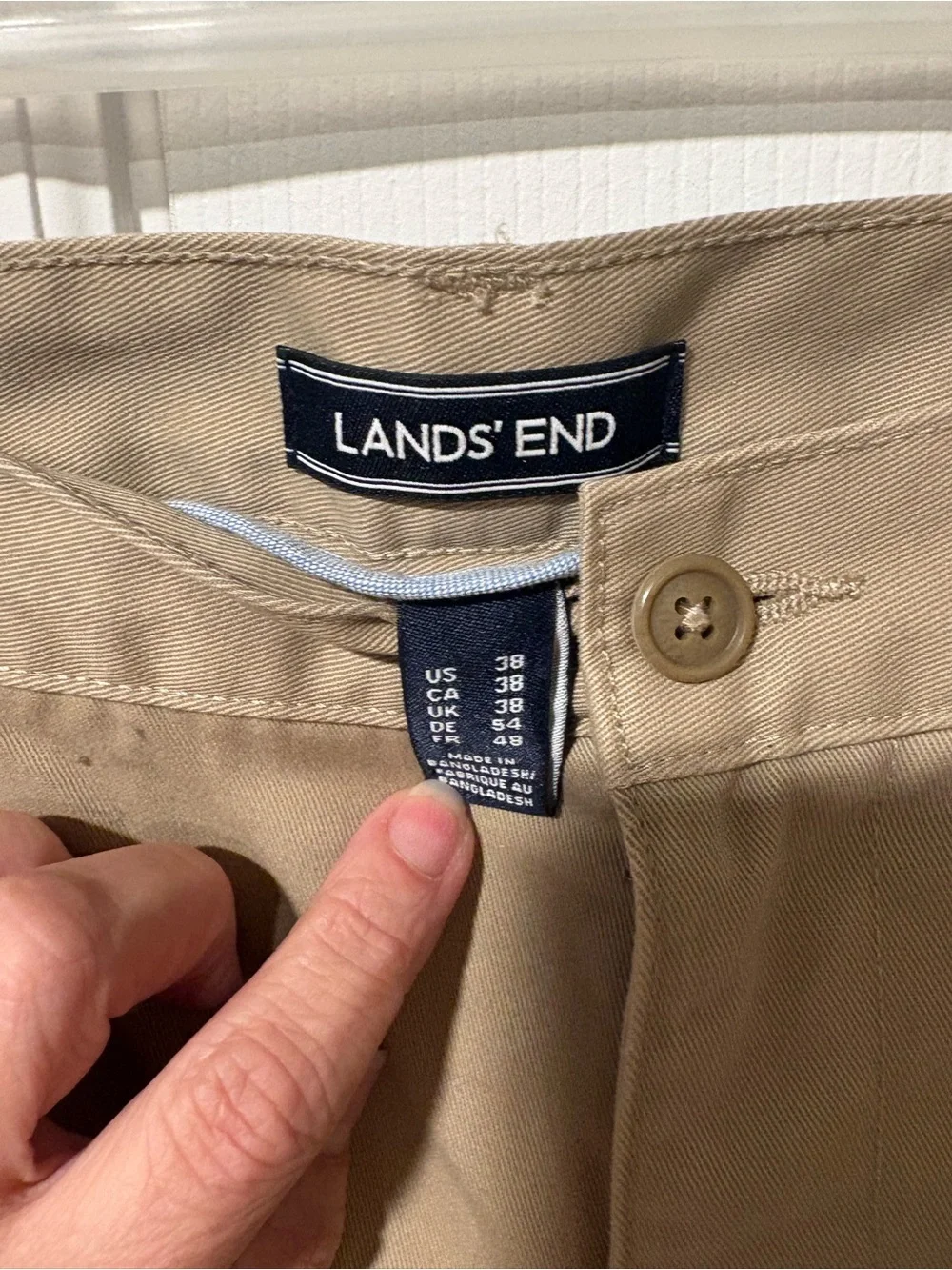 Lands' End Men's Cargo Pants in Light Bege size 38 new without the tag